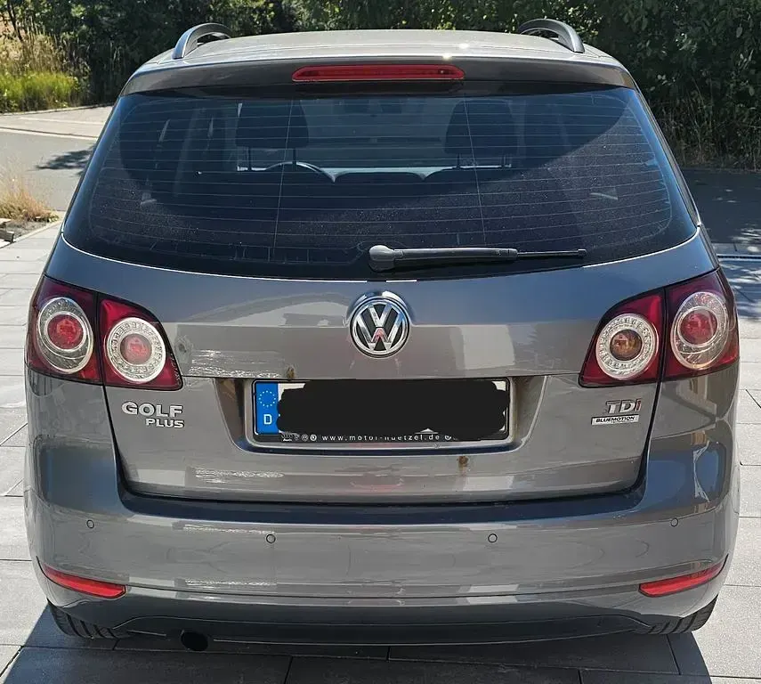 Gebraucht VW Golf Plus Comfortline 105 PS (77 kW) 2010 Grau Van / Kleinbus