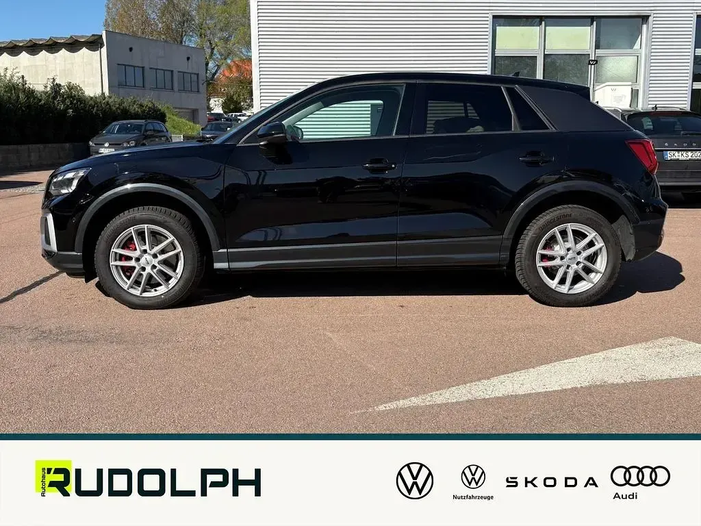 Gebraucht Audi Q2 Advanced Plus 190 PS (139 kW) 2022 Brillantschwarz SUV