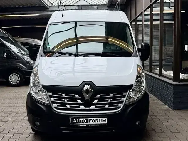 Używany Renault Master 170 KM (125 kW) 2018 Biały Van
