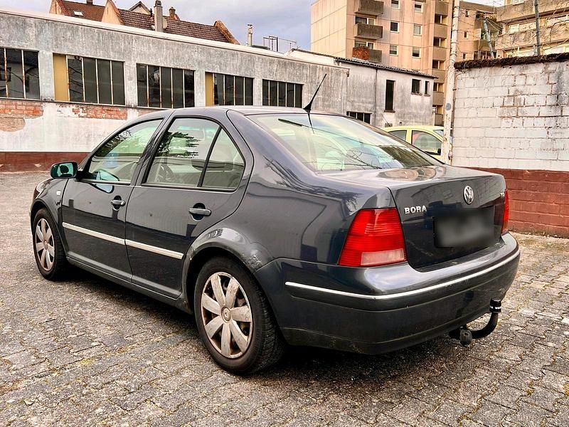 Gebraucht VW Golf IV 101 PS (74 kW) 2002 Grau Limousine