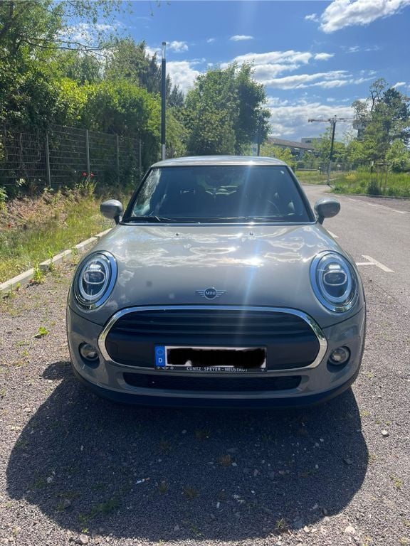 Grau Gebraucht 2020 Mini ONE Kleinwagen | 15.500 € (Fairer Preis) - Bild 1/4