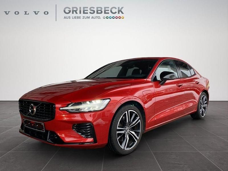 Fusion red / metallic Gebraucht 2022 Volvo S60 Limousine | 33.890 € (Fairer Preis) - Bild 1/3