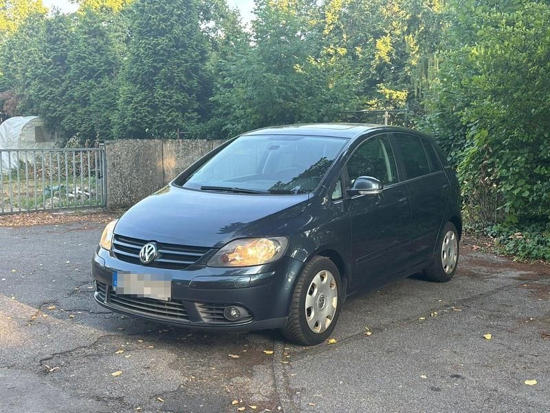 Grau Gebraucht 2007 VW Golf Plus Cross Van / Kleinbus | 3.800 € (Fairer Preis) - Bild 1/4