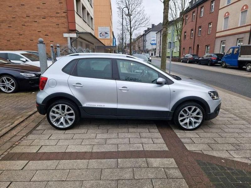 Gebraucht VW Polo 110 PS (80 kW) 2014 Reflexsilber (metallic) Limousine