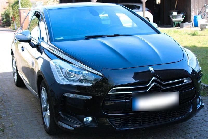 Gebraucht Citroën DS5 163 PS (119 kW) 2014 Schwarz Kleinwagen