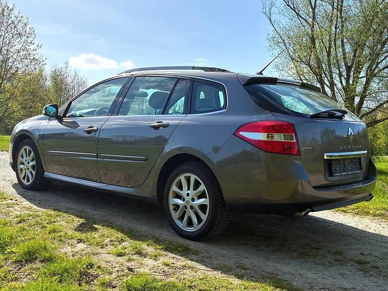 Gebraucht Renault Laguna III Initiale 173 PS (127 kW) 2008 Grau Limousine