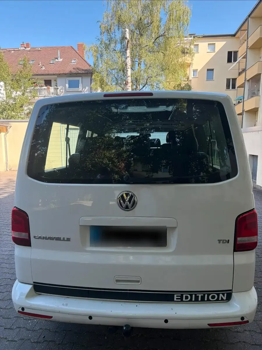 Gebraucht VW Caravelle 140 PS (102 kW) 2012 Weiß Van