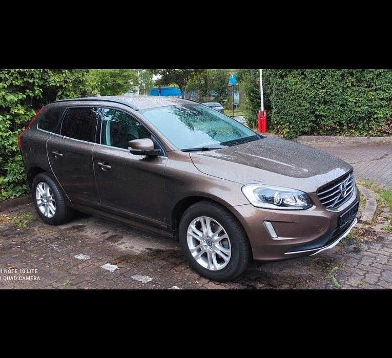 Braun Gebraucht 2014 Volvo XC60 Momentum SUV | 16.650 € (Etwas zu teuer) - Bild 1/4