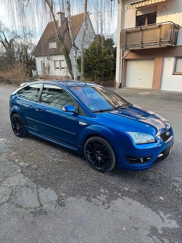Usado Ford Focus ST 225 CV (165 kW) 2006 Azul Coupe