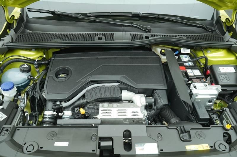 Met. agueda gelb Neu 2025 Peugeot 208 GT Kleinwagen | 26.090 € (Etwas zu teuer) - Bild 1/4