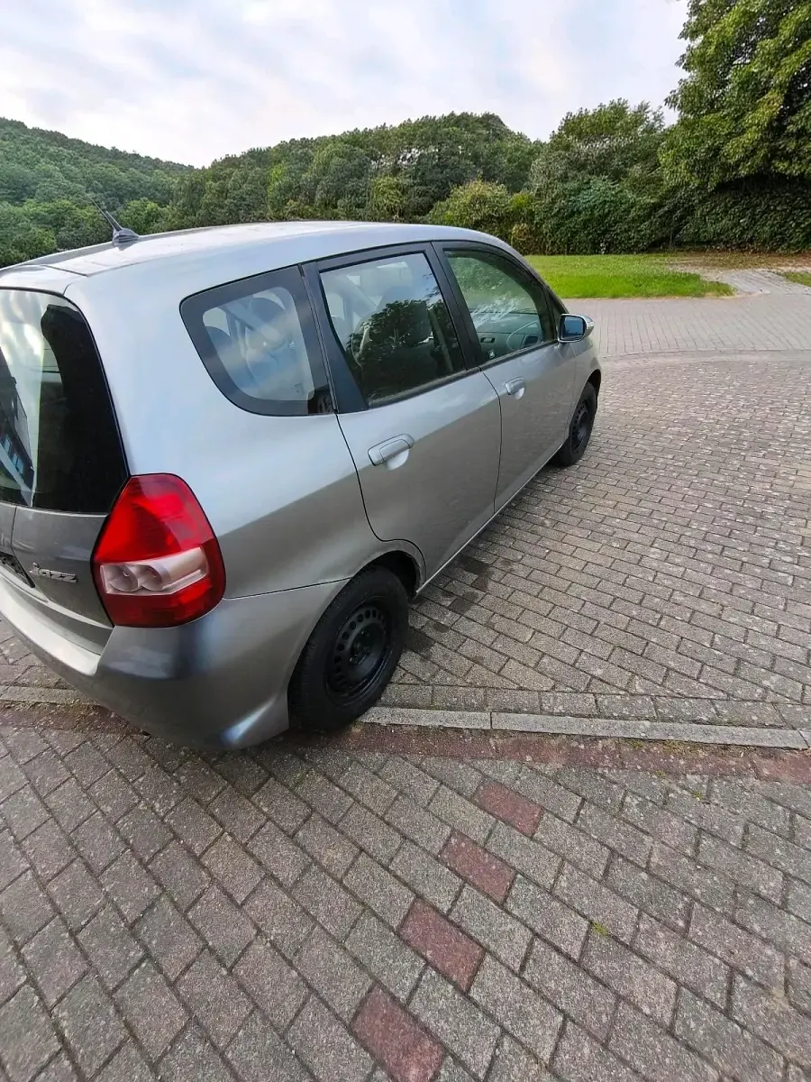 Gebraucht Honda Jazz 83 PS (61 kW) 2005 Grau Kleinwagen