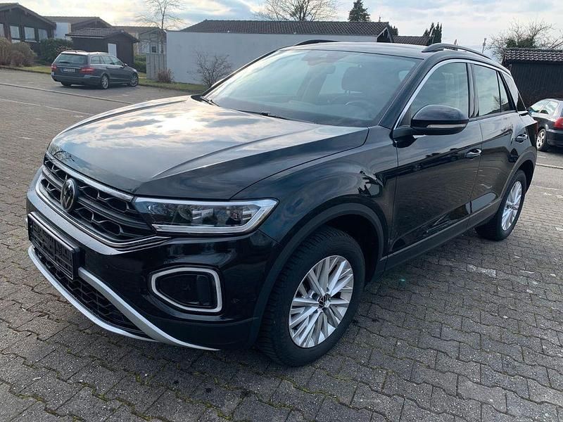 Gebraucht VW T-Roc Life 150 PS (110 kW) 2022 Schwarz SUV