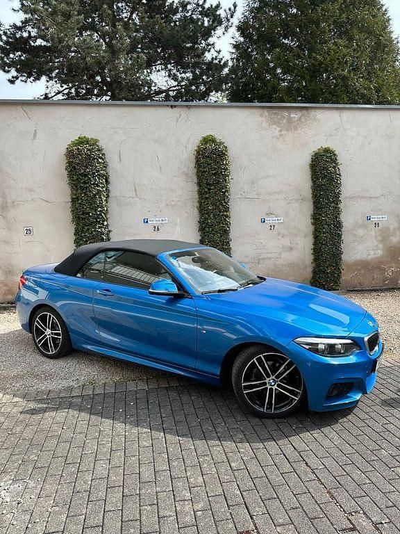Blau Gebraucht 2018 BMW 218 M Sport Coupé | 25.500 € (Etwas zu teuer) - Bild 1/4