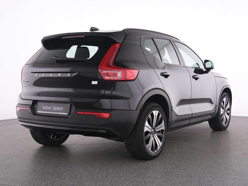 Second-hand Volvo XC40 Core 169 kW (231 CP) 2023 Gri SUV
