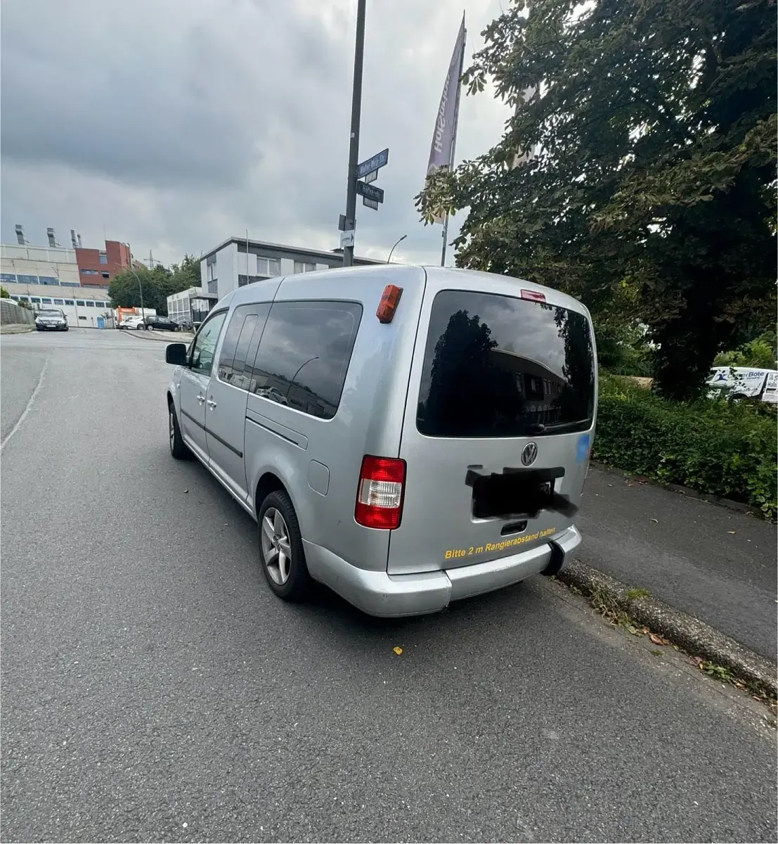 Gebraucht VW Caddy Maxi 105 PS (77 kW) 2009 Silber Van / Kleinbus