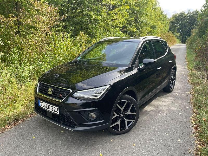 Schwarz Gebraucht 2019 Seat Arona FR SUV | 17.497 € (Etwas zu teuer) - Bild 1/4