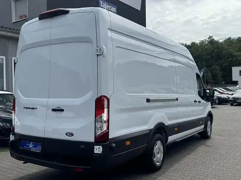Gebraucht Ford Transit Trend 131 PS (96 kW) 2025 Weiß Van