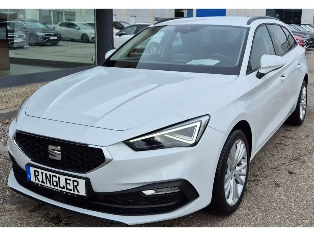 Gebraucht Seat Leon Style 150 PS (110 kW) 2024 Weiss Kombi