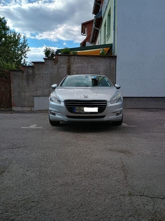 Silber Gebraucht 2011 Peugeot 508 Active Limousine | 5.100 € (Etwas zu teuer) - Bild 1/4