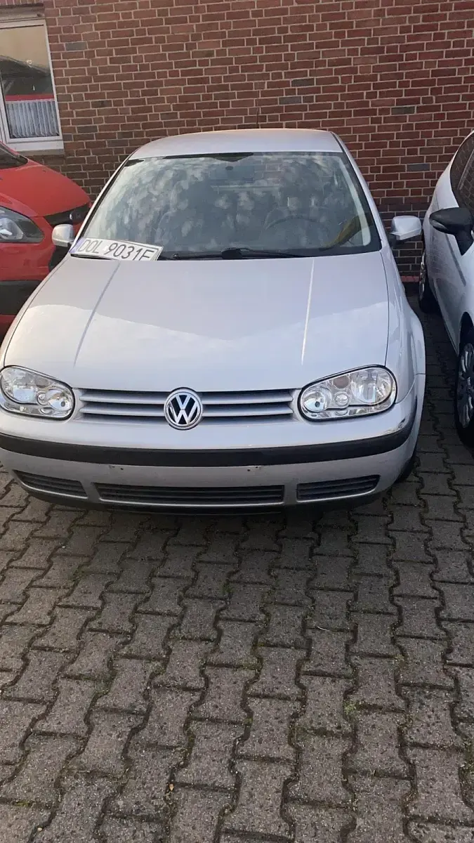 Gebraucht VW Golf IV 105 PS (77 kW) 1998 Silber Kleinwagen
