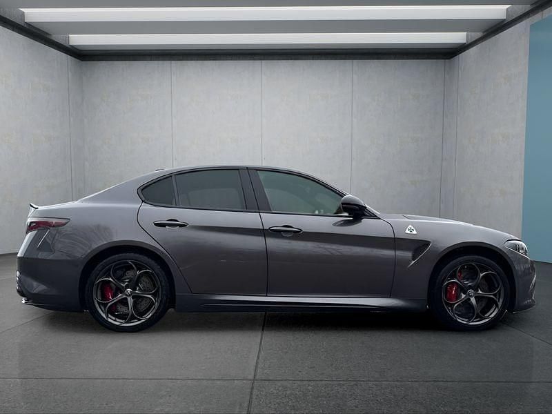 Neu Alfa Romeo Giulia 519 PS (381 kW) 2025 Grau Limousine