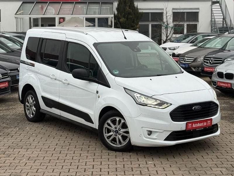 Weiß Gebraucht 2018 Ford Tourneo Trend Van / Kleinbus | 13.900 € (Superpreis) - Bild 1/4