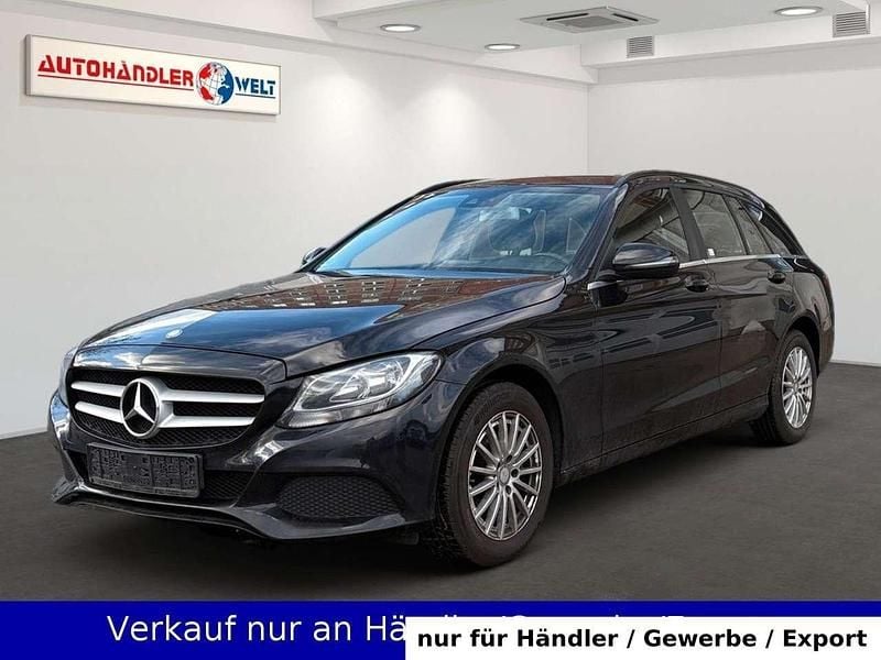 Gebraucht Mercedes C220 170 PS (125 kW) 2015 Schwarz Kombi