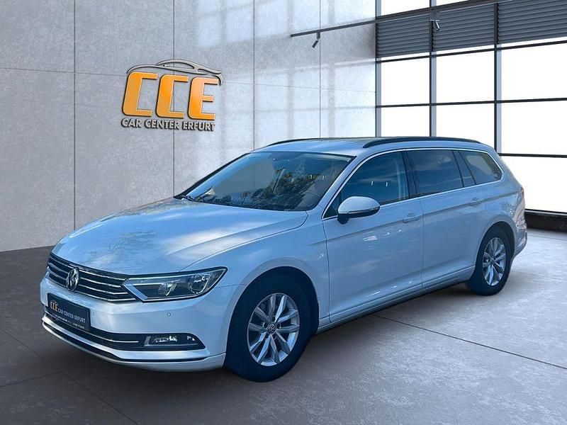 Weiß Gebraucht 2017 VW Passat Comfortline Kombi | 11.990 € (Fairer Preis) - Bild 1/4