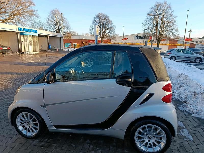 Gebraucht 2010 Smart ForTwo Cabrio Cabrio | 3.700 € (Guter Preis) - Bild 1/4