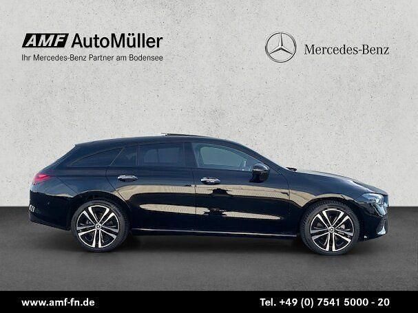 Unilack nachtschwarz Gebraucht 2024 Mercedes CLA180 Shooting Brake Progressive Kombi | 33.665 € (Fairer Preis) - Bild 1/4