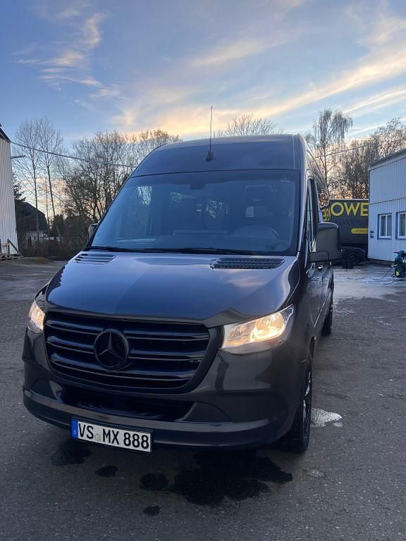 Gebraucht Mercedes Sprinter 162 PS (119 kW) 2018 Grau Van
