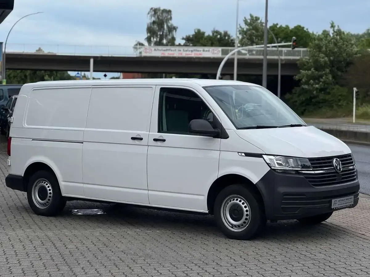 Gebraucht VW Transporter 110 PS (80 kW) 2021 Weiß Van