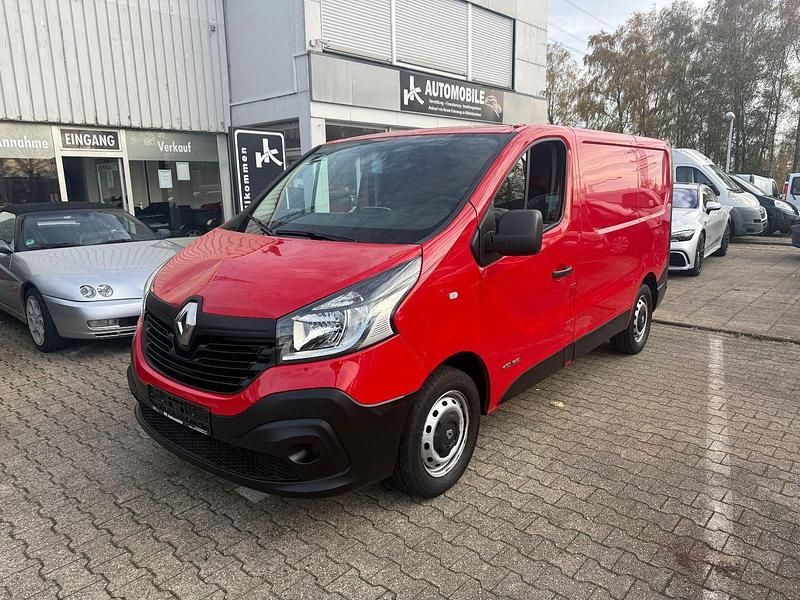 Rot Gebraucht 2016 Renault Trafic Komfort Van | 8.980 € (Guter Preis) - Bild 1/4