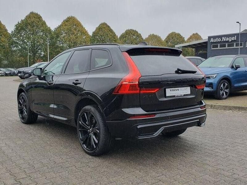 Gebraucht Volvo XC60 Plus 349 PS (256 kW) 2024 Onyx black / SUV