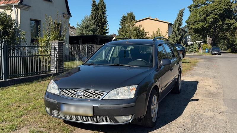 Blau Gebraucht 2006 Ford Mondeo Kombi | 1.300 € (Etwas zu teuer) - Bild 1/4