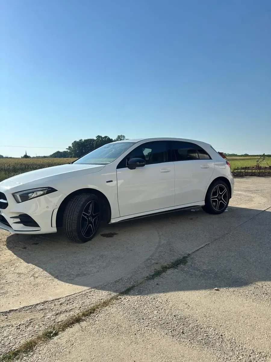Gebraucht Mercedes A250 AMG 218 PS (160 kW) 2021 Kombi