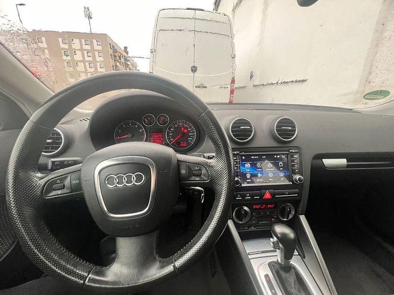 Grau Gebraucht 2005 Audi A3 Ambiente Limousine | 3.500 € (Guter Preis) - Bild 1/4
