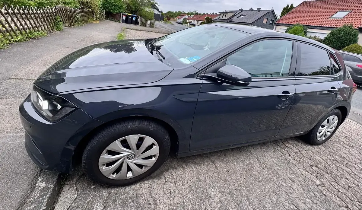 Gebraucht VW Polo 2017 Grau Limousine