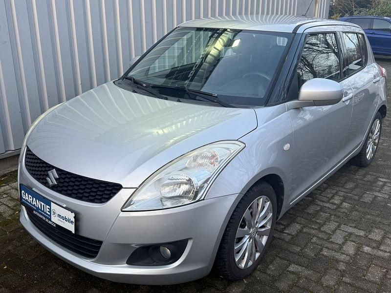 Gebraucht Suzuki Swift 94 PS (69 kW) 2010 Silber Kleinwagen