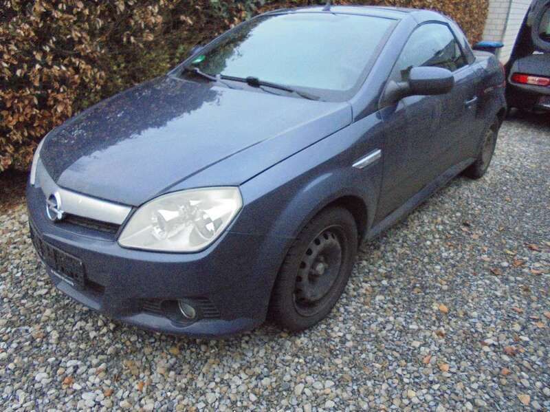 Blau Gebraucht 2006 Opel Tigra Cabrio | 799 € (Superpreis) - Bild 1/4