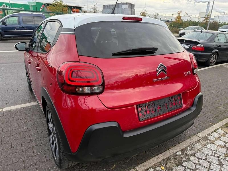Gebraucht Citroën C3 Feel 82 PS (60 kW) 2017 Lackierung rot rubi/metallic Kleinwagen