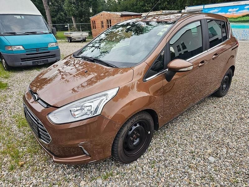 Braun Gebraucht 2014 Ford B-MAX Titanium Van / Kleinbus | 4.300 € (Guter Preis) - Bild 1/4