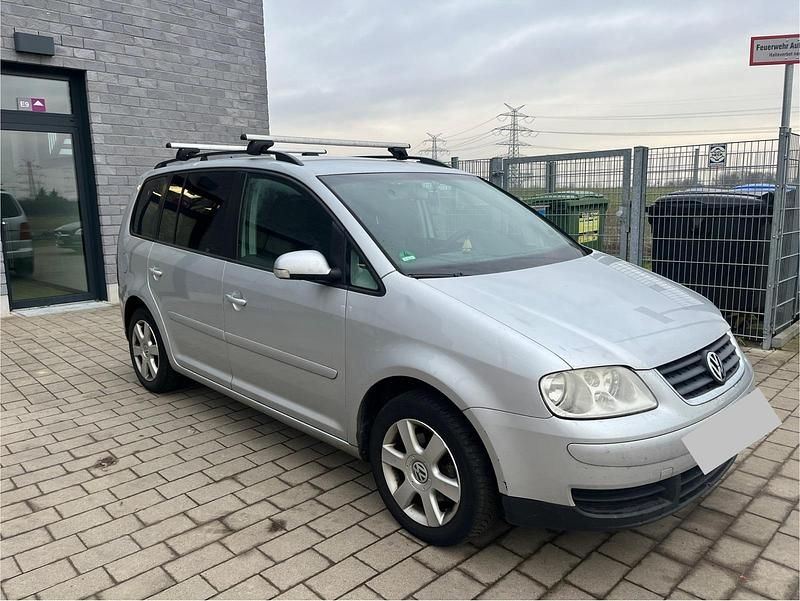 Gebraucht VW Touran Highline 140 PS (102 kW) 2006 Grau Van / Kleinbus