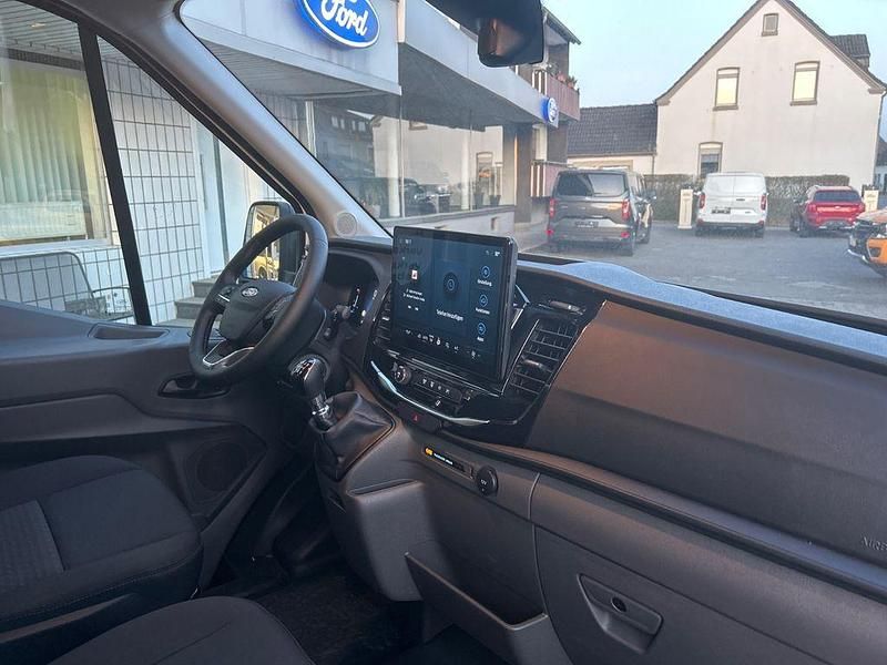 Neu Ford Transit 131 PS (96 kW) 2025 Limousine