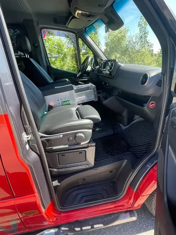 Gebraucht Mercedes Sprinter 190 PS (139 kW) 2020 Grau Van