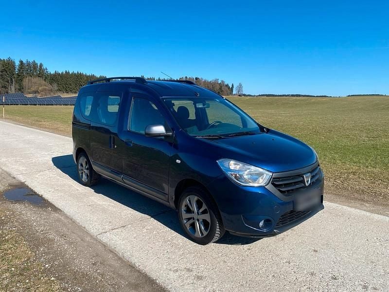Gebraucht Dacia Dokker 90 PS (66 kW) 2016 Blau Van / Kleinbus