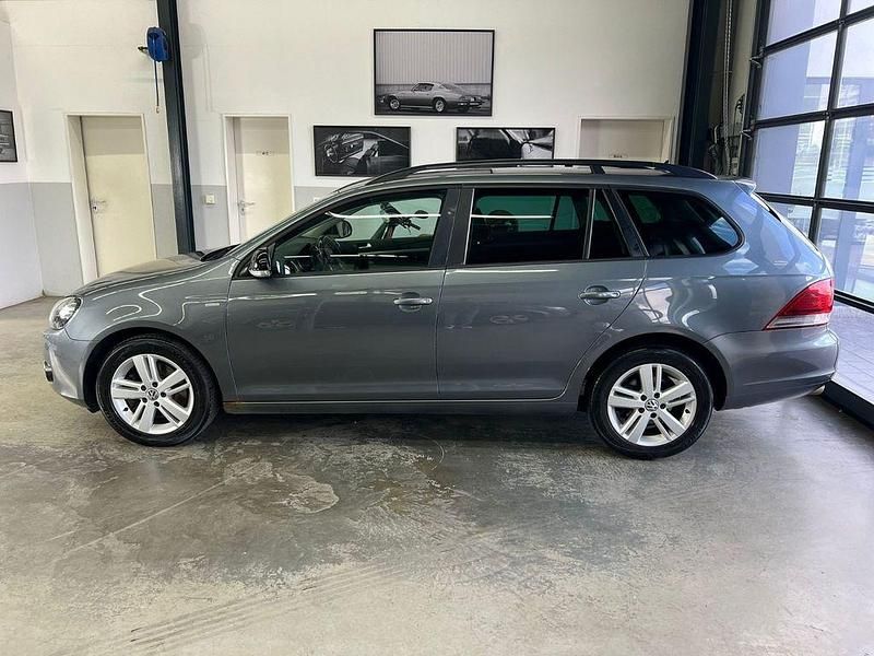 Gebraucht VW Golf VI Match 140 PS (102 kW) 2013 Grau Kleinwagen