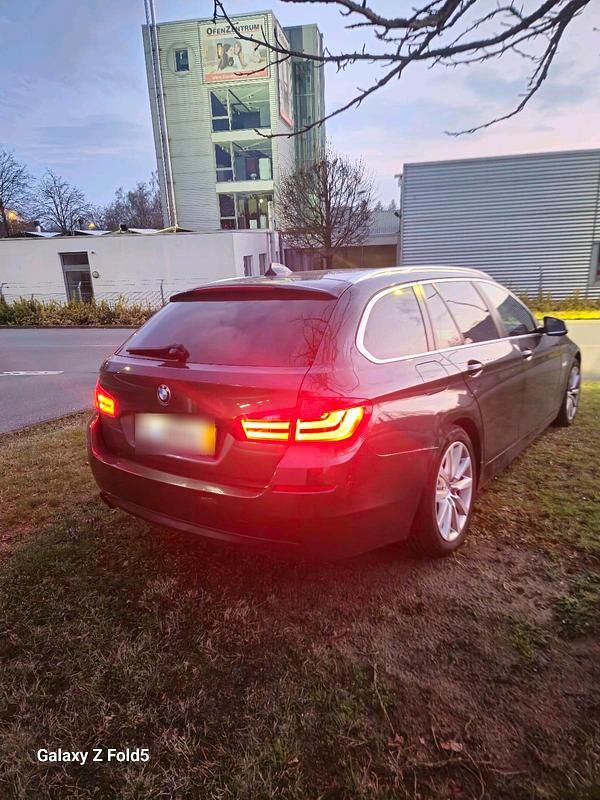 Gebraucht BMW 530 258 PS (189 kW) 2013 Grau Kombi