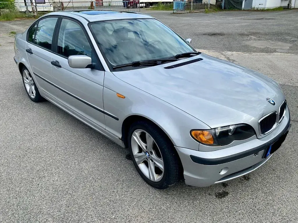 Gebraucht BMW 318 143 PS (105 kW) 2003 Silber Limousine