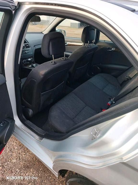 Gebraucht Mercedes C180 156 PS (114 kW) 2008 Silber Limousine